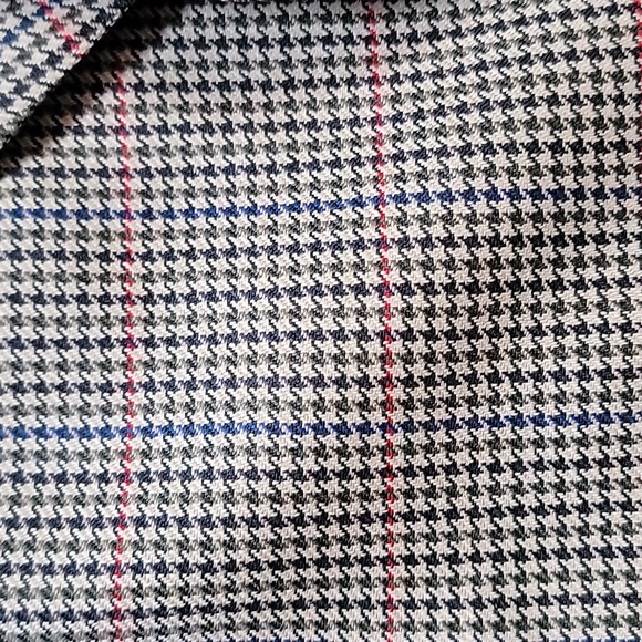 Authentic English magee tweed 46 houndstooth blazer from Harrods - Picture 2 of 13